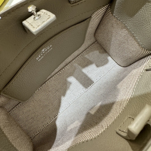 Delvaux Tempête Crush Small Silky 카프스킨 시로코
