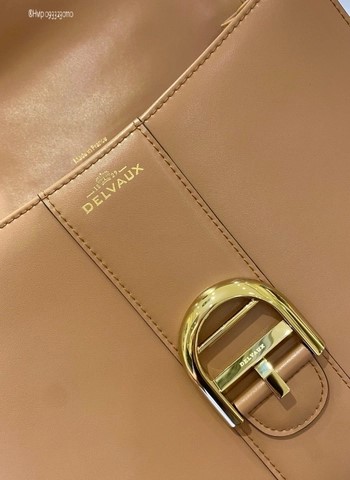 Delvaux Brillant MM 박스 카프 텐더 베이지