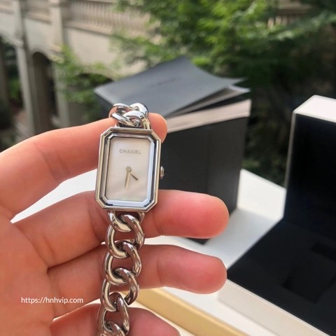샤넬 프리미어 체인 시계 28mm