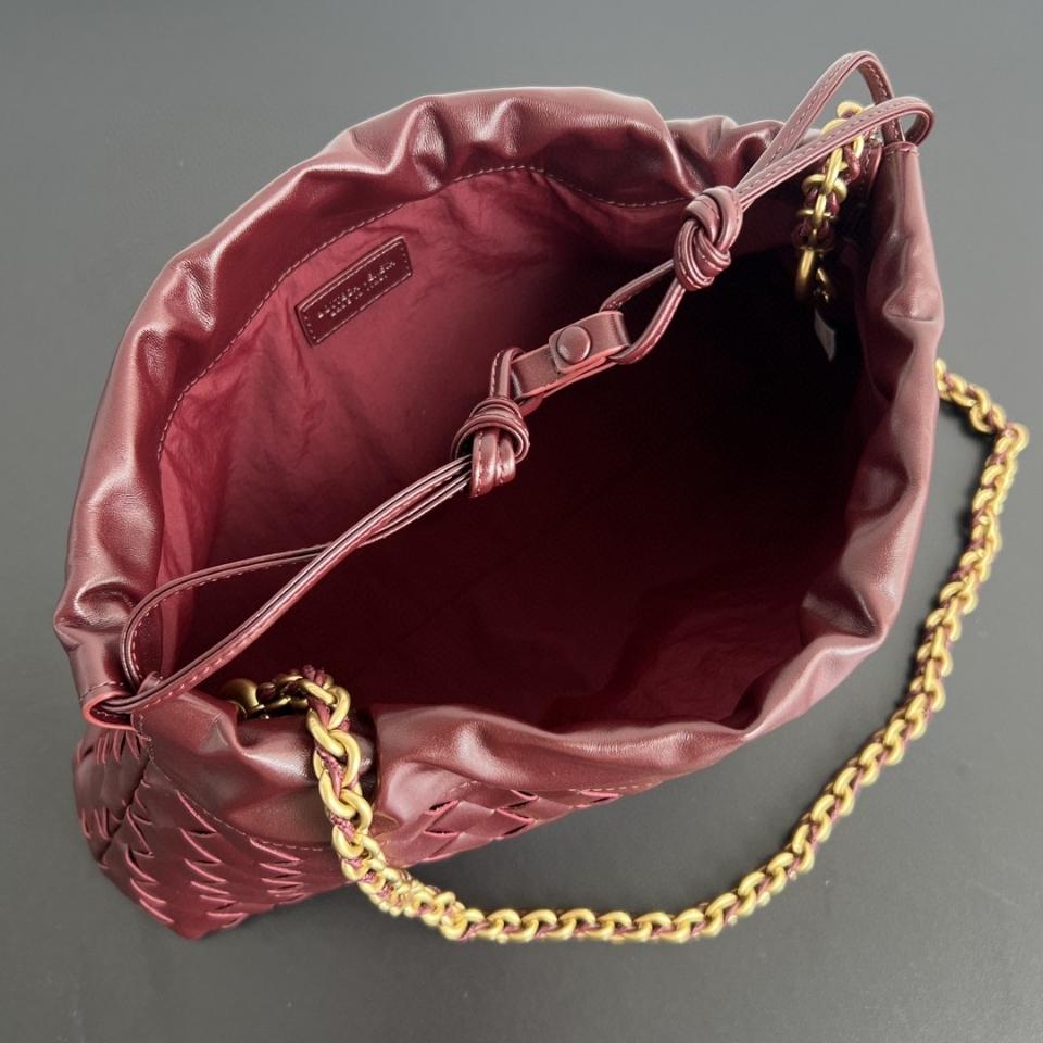 BOTTEGA VENETA 더스트백 Notte Barolo 839394 33x19x8CM