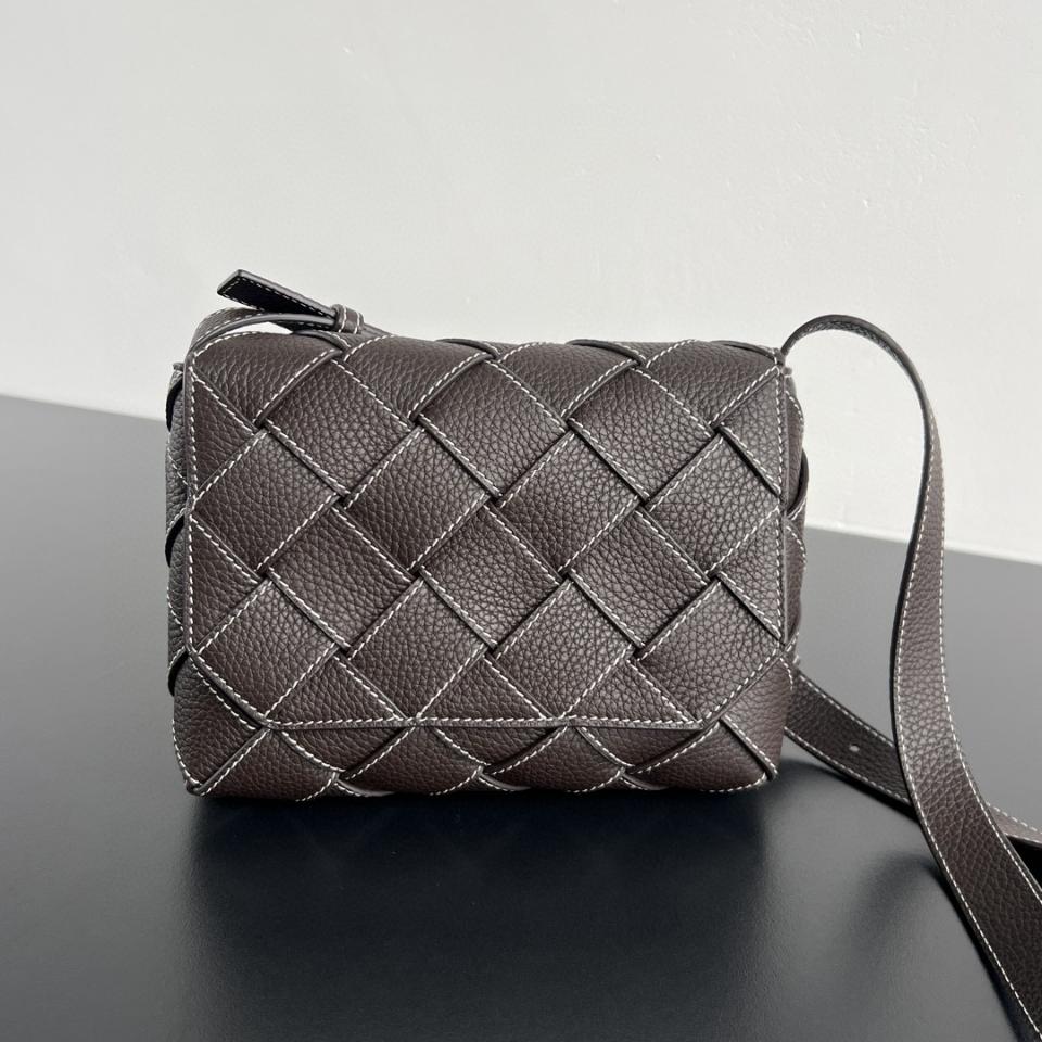 보테가베네타 디아고 다크 우드 795637 22.5x16.5x5.5cm