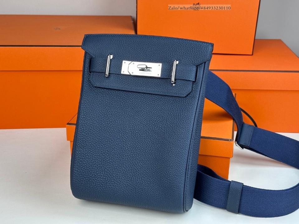 HERMÈS Hac a dos bleu 네이비 토고 PHW
