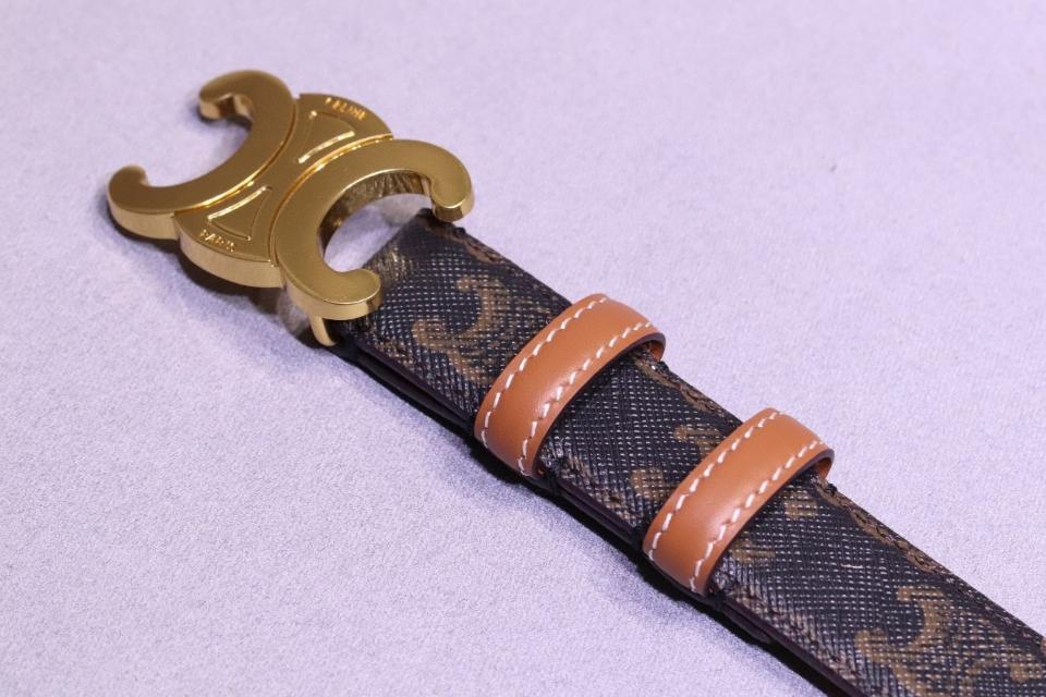 셀린느 스몰 트리옹프 벨트, 트리옹프 캔버스 및 송아지 가죽 소재, 골드 마감, 탄 컬러, 25mm