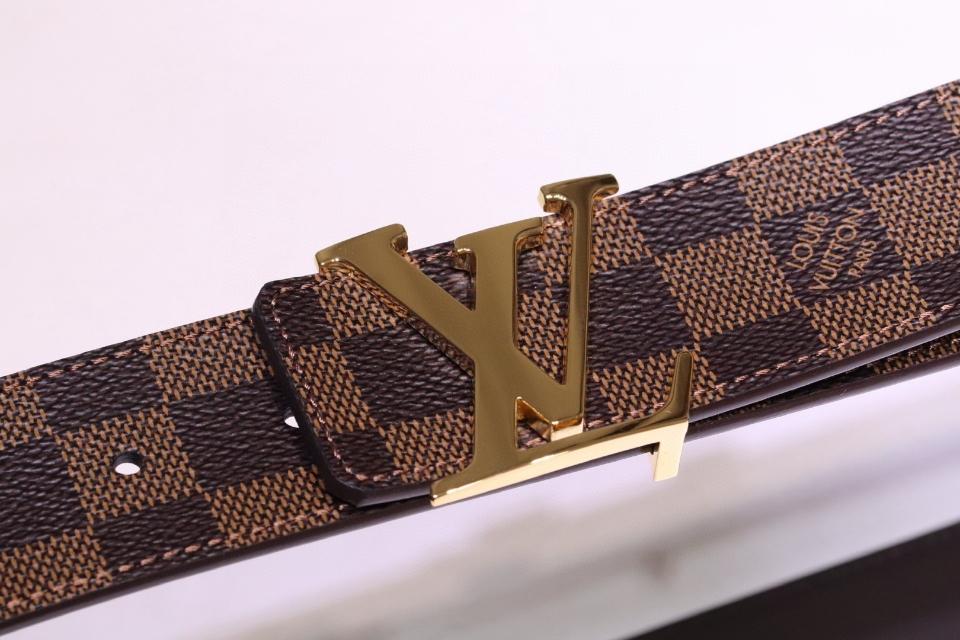 루이비통 M0212V LV 이니셜 40mm 리버서블 벨트
