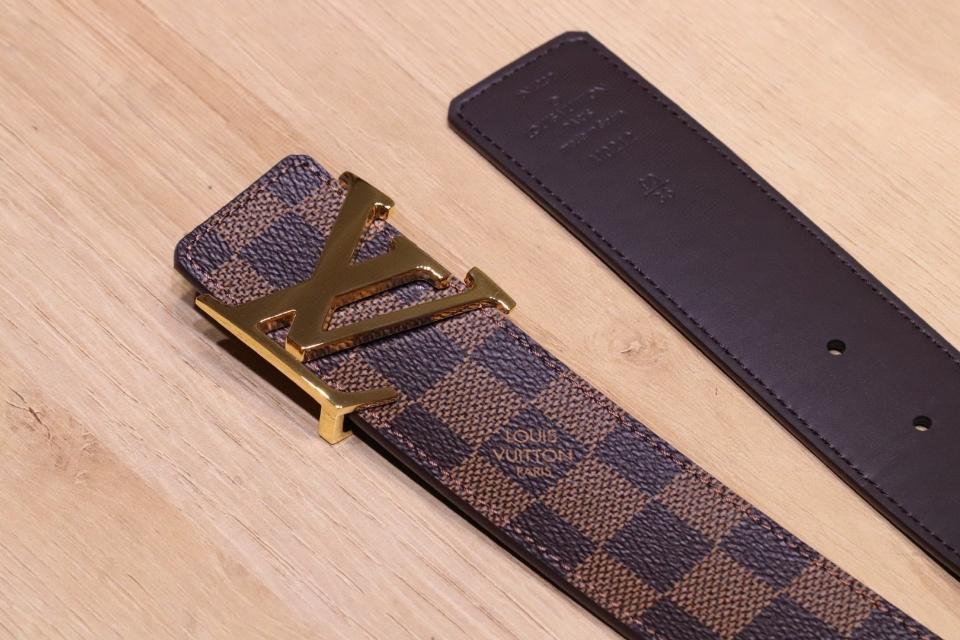 루이비통 M0212V LV 이니셜 40mm 리버서블 벨트