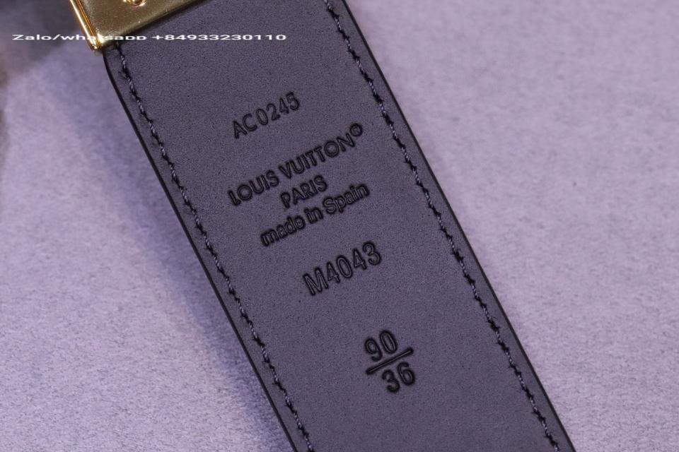 루이비통 M4043V 슬림형 35mm 양면 벨트 골드