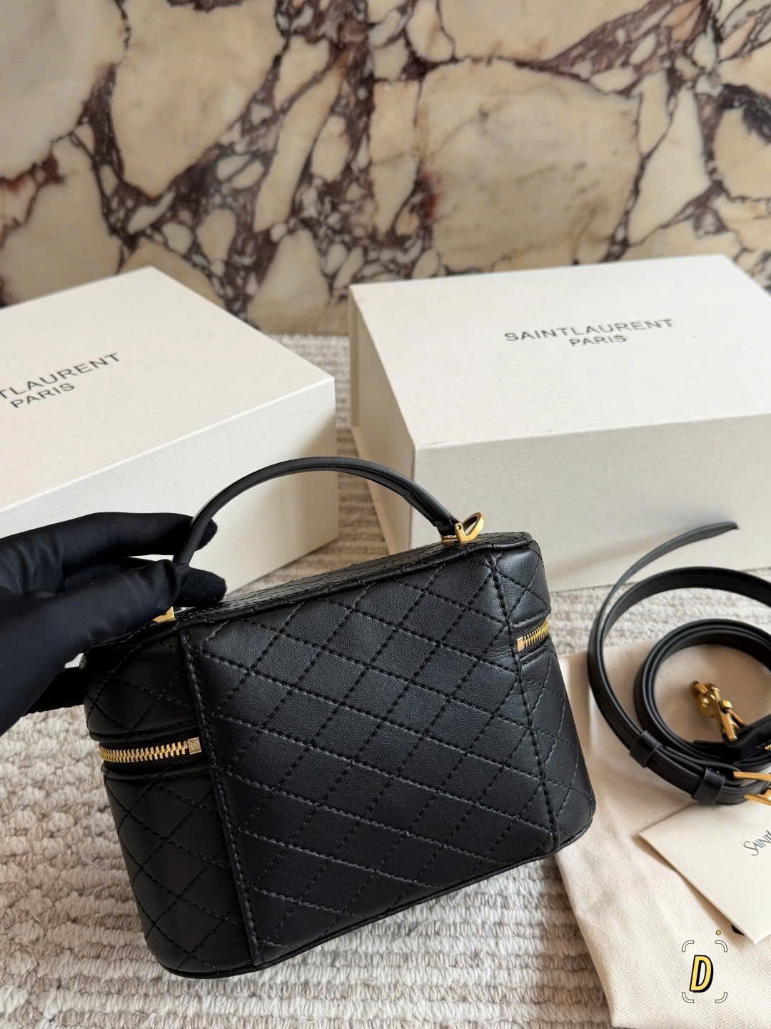 입생로랑 YSL 베니티 SP 백